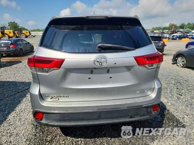 Zdjęcie 6 z 13 samochodu: 2018 TOYOTA HIGHLANDER XLE VIN:5TDJZRFH4JS532359 - miniatura