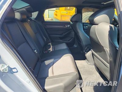 Zdjęcie 10 z 12 samochodu: 2022 HONDA ACCORD SPORT VIN:1HGCV2F37NA024830 - miniatura