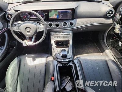 Zdjęcie 8 z 13 samochodu: 2018 MERCEDES-BENZ E 300 4MATIC VIN:WDDZF4KB7JA407262 - miniatura