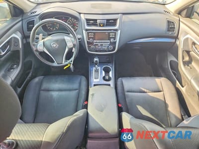 Zdjęcie 8 z 12 samochodu: 2018 NISSAN ALTIMA 2.5 SR VIN:1N4AL3AP4JC104943 - miniatura