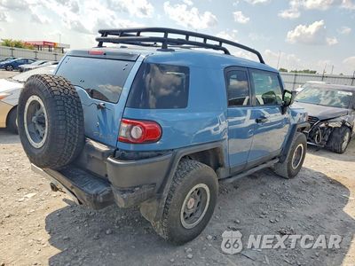 Trzecie zdjęcie samochodu z tyłu: 2014 TOYOTA FJ CRUISER BASE VIN:JTEBU4BF7EK197617 - miniatura