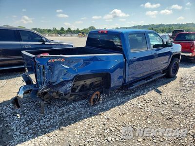 Trzecie zdjęcie samochodu z tyłu: 2017 CHEVROLET SILVERADO K1500 LT VIN:3GCUKREC5HG105689 - miniatura