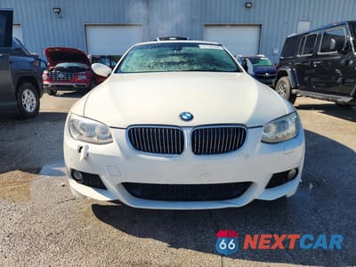 Piąte zdjęcie samochodu w środku: 2013 BMW 328 I VIN:WBADW3C59DJ525533 - miniatura