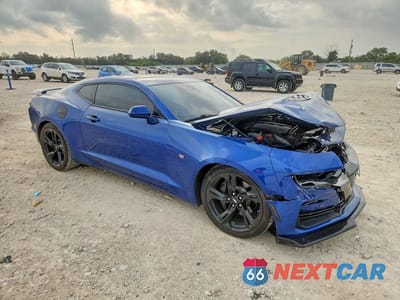 Czwarte zdjęcie samochodu z boku: 2019 CHEVROLET CAMARO SS VIN:1G1FH1R76K0153132 - miniatura