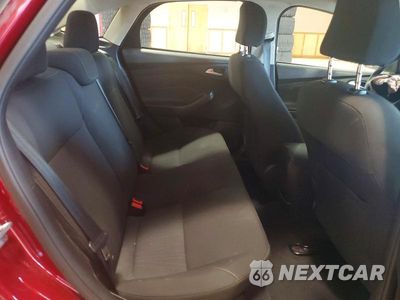Zdjęcie 10 z 12 samochodu: 2016 FORD FOCUS SE VIN:1FADP3F29GL206696 - miniatura