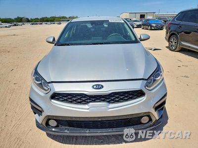 Piąte zdjęcie samochodu w środku: 2019 KIA FORTE LXS VIN:3KPF24AD1KE136886 - miniatura