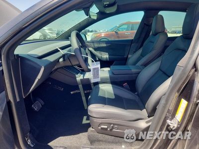 Zdjęcie 7 z 13 samochodu: 2026 TESLA MODEL Y VIN:7SAYGDED6TA648062 - miniatura