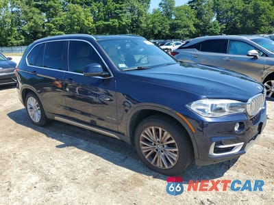 Czwarte zdjęcie samochodu z boku: 2017 BMW X5 XDRIVE35I VIN:5UXKR0C3XH0V79352 - miniatura