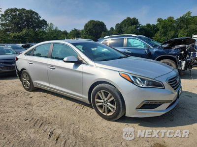 Czwarte zdjęcie samochodu z boku: 2015 HYUNDAI SONATA SE VIN:5NPE24AF6FH010408 - miniatura