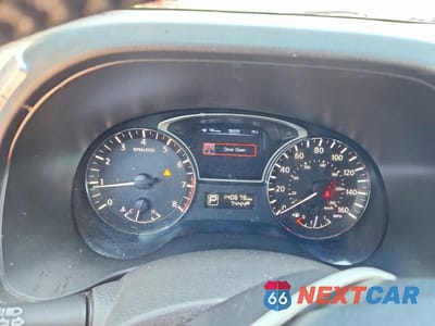 Zdjęcie 9 z 13 samochodu: 2013 NISSAN PATHFINDER S VIN:5N1AR2MM6DC684782 - miniatura