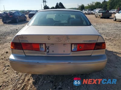 Zdjęcie 6 z 13 samochodu: 2000 TOYOTA CAMRY LE VIN:4T1BG22KXYU928140 - miniatura