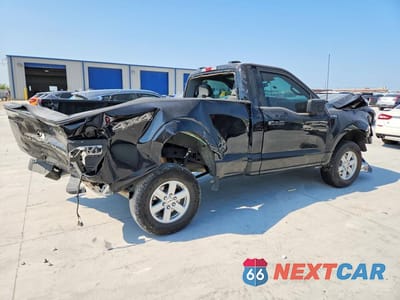 Trzecie zdjęcie samochodu z tyłu: 2025 FORD F150 XL VIN:1FTMF1L55SKE92979 - miniatura