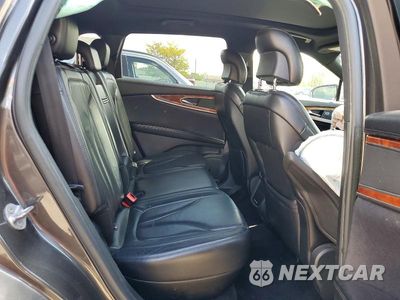 Zdjęcie 11 z 13 samochodu: 2017 LINCOLN MKX RESERVE VIN:2LMPJ6LR2HBL16924 - miniatura