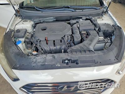 Zdjęcie 11 z 12 samochodu: 2019 HYUNDAI SONATA SE VIN:5NPE24AF3KH781581 - miniatura