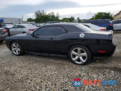 Drugie zdjęcie samochodu z przodu: 2013 DODGE CHALLENGER SXT VIN:2C3CDYAGXDH642128 - miniatura