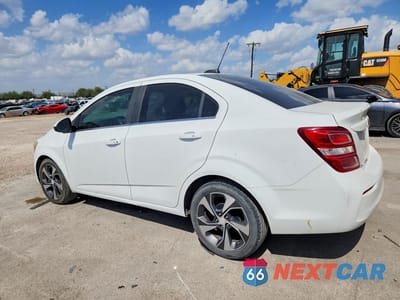Drugie zdjęcie samochodu z przodu: 2017 CHEVROLET SONIC PREMIER VIN:1G1JF5SB5H4115964 - miniatura