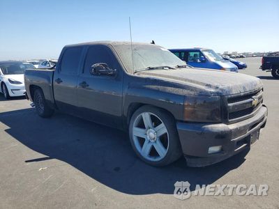 Czwarte zdjęcie samochodu z boku: 2010 CHEVROLET SILVERADO C1500 LT VIN:3GCRCSE06AG285805 - miniatura