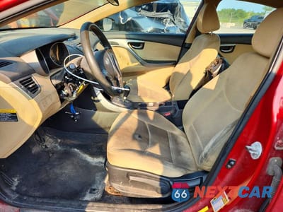 Zdjęcie 7 z 13 samochodu: 2013 HYUNDAI ELANTRA GLS VIN:KMHDH4AE4DU659303 - miniatura