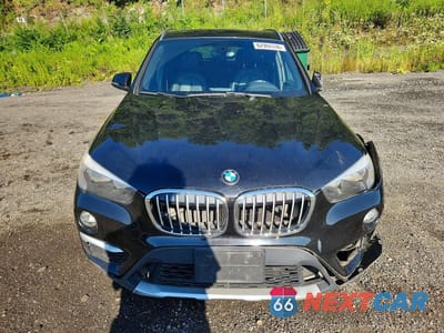 Piąte zdjęcie samochodu w środku: 2016 BMW X1 XDRIVE28I VIN:WBXHT3C36G5E52670 - miniatura