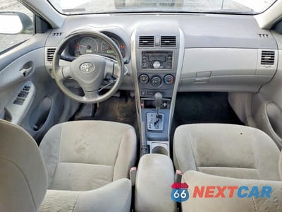 Zdjęcie 8 z 12 samochodu: 2009 TOYOTA COROLLA LE VIN:1NXBU40E09Z061253 - miniatura