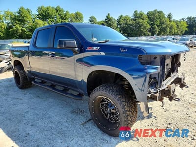 Czwarte zdjęcie samochodu z boku: 2019 CHEVROLET SILVERADO K1500 RST VIN:1GCUYEED8KZ191667 - miniatura