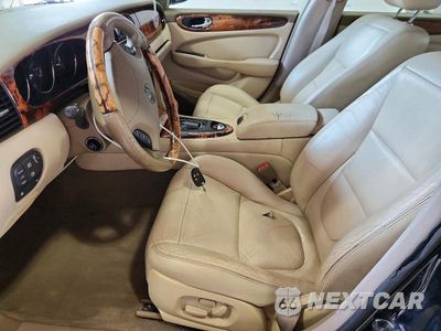 Zdjęcie 7 z 12 samochodu: 2004 JAGUAR XJ8 VIN:SAJEA71C74SG01571 - miniatura