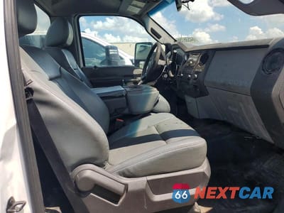 Zdjęcie 10 z 12 samochodu: 2016 FORD F550 SUPER DUTY VIN:1FDUF5GT0GEC46455 - miniatura