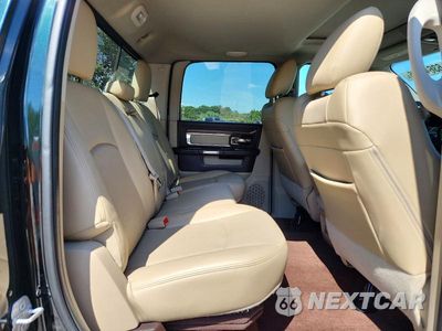 Zdjęcie 14 z 14 samochodu: 2017 RAM 2500 VIN:3C6UR5FL2HG562387 - miniatura