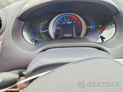 Zdjęcie 9 z 12 samochodu: 2010 HONDA INSIGHT EX VIN:JHMZE2H73AS004120 - miniatura