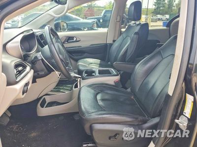 Zdjęcie 7 z 12 samochodu: 2022 CHRYSLER PACIFICA TOURING L VIN:2C4RC1BG1NR170721 - miniatura