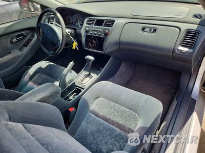 Zdjęcie 8 z 12 samochodu: 2001 HONDA ACCORD EX VIN:1HGCG327X1A011623 - miniatura