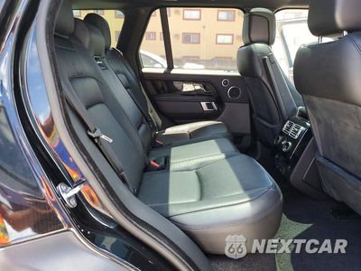 Zdjęcie 10 z 12 samochodu: 2019 LAND ROVER RANGE ROVER HSE VIN:SALGS2SV1KA564128 - miniatura
