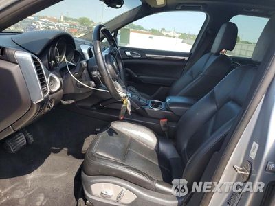 Zdjęcie 7 z 13 samochodu: 2018 PORSCHE CAYENNE VIN:WP1AA2A20JKA03787 - miniatura