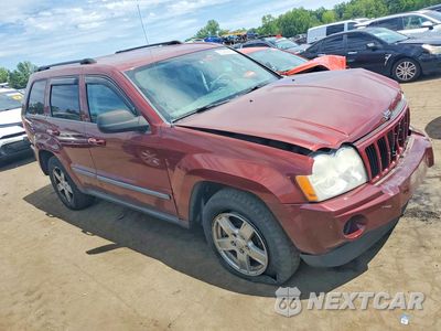 Czwarte zdjęcie samochodu z boku: 2007 JEEP GRAND CHEROKEE LAREDO VIN:1J8GR48K27C548875 - miniatura