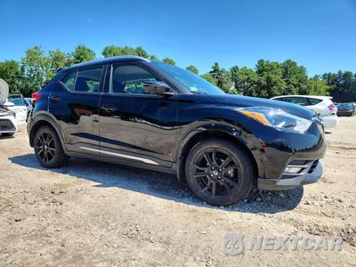 Czwarte zdjęcie samochodu z boku: 2020 NISSAN KICKS SR VIN:3N1CP5DV4LL570752 - miniatura