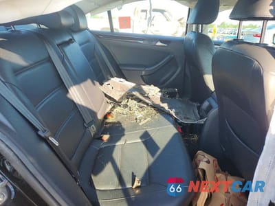 Zdjęcie 10 z 12 samochodu: 2017 VOLKSWAGEN JETTA SEL VIN:3VWL17AJ6HM214393 - miniatura