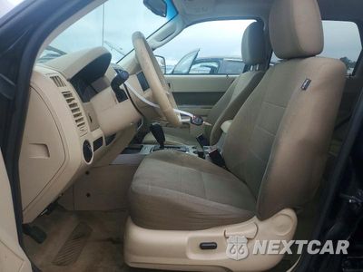 Zdjęcie 7 z 12 samochodu: 2010 FORD ESCAPE XLT VIN:1FMCU9D79AKA33495 - miniatura