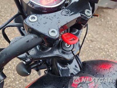 Zdjęcie 8 z 10 samochodu: 2015 HARLEY-DAVIDSON XG750 VIN:1HD4NBB17FC506290 - miniatura