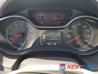 Zdjęcie 9 z 13 samochodu: 2018 CHEVROLET CRUZE LT VIN:1G1BE5SM1J7120933 - miniatura