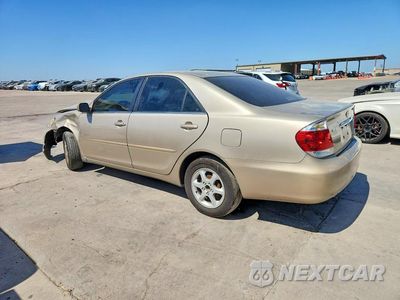 Drugie zdjęcie samochodu z przodu: 2005 TOYOTA CAMRY LE VIN:4T1BE32K25U953184 - miniatura