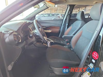 Zdjęcie 7 z 12 samochodu: 2020 NISSAN KICKS SR VIN:3N1CP5DV2LL484694 - miniatura