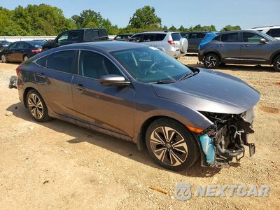 Czwarte zdjęcie samochodu z boku: 2017 HONDA CIVIC EX VIN:2HGFC1F36HH634592 - miniatura