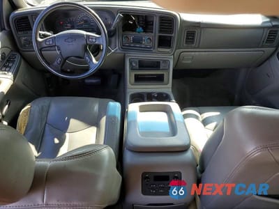 Zdjęcie 8 z 13 samochodu: 2004 CHEVROLET TAHOE K1500 VIN:1GNEK13Z24R257735 - miniatura