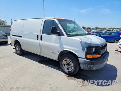 Czwarte zdjęcie samochodu z boku: 2004 CHEVROLET EXPRESS 2500 DELIVERY VAN VIN:1GCGG25V641202240 - miniatura