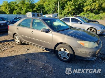 Czwarte zdjęcie samochodu z boku: 2003 TOYOTA CAMRY LE V6 VIN:4T1BF32K53U547197 - miniatura