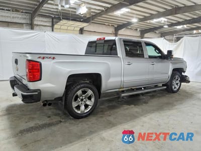 Trzecie zdjęcie samochodu z tyłu: 2015 CHEVROLET SILVERADO K1500 LTZ VIN:3GCUKSEJ7FG359889 - miniatura