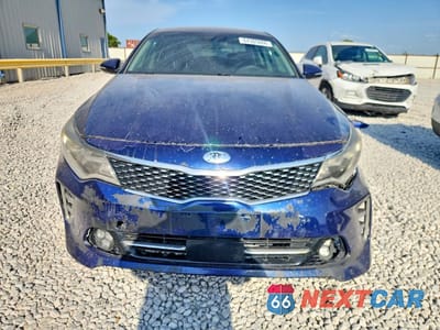 Piąte zdjęcie samochodu w środku: 2018 KIA OPTIMA LX VIN:5XXGT4L3XJG250249 - miniatura
