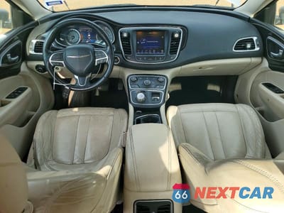Zdjęcie 8 z 12 samochodu: 2015 CHRYSLER 200 C VIN:1C3CCCCB2FN703411 - miniatura