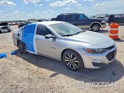 Czwarte zdjęcie samochodu z boku: 2020 CHEVROLET MALIBU RS VIN:1G1ZG5ST1LF063318 - miniatura
