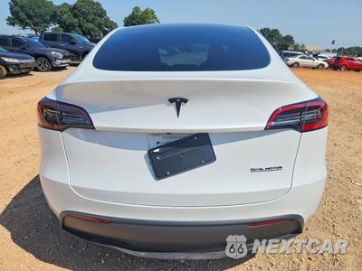 Zdjęcie 6 z 13 samochodu: 2023 TESLA MODEL Y VIN:7SAYGDEE9PA107750 - miniatura